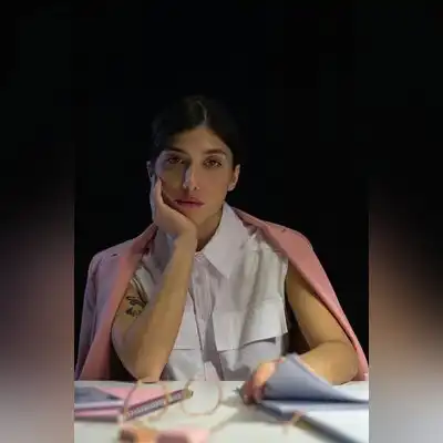 茅柠荻